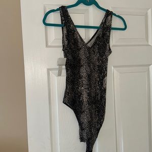 Snakeskin pattern bodysuit NWT